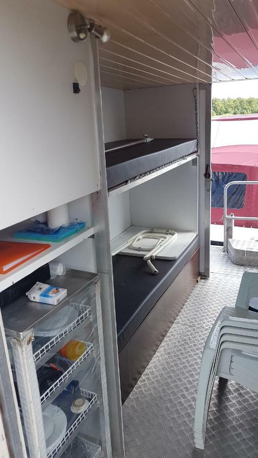 Hausboot Krakow Am See Forelle 1 Und 2 Экстерьер фото